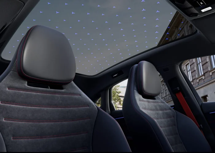 Mercedes-C-Class-Electric-Interior-3-2048x1366 (1)