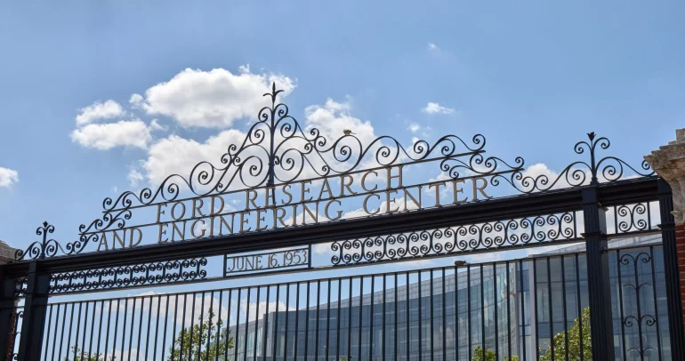 فورد تهدم مقرها الزجاجي بعد 70 عاماً وتكشف عن مركز عالمي جديد للابتكار