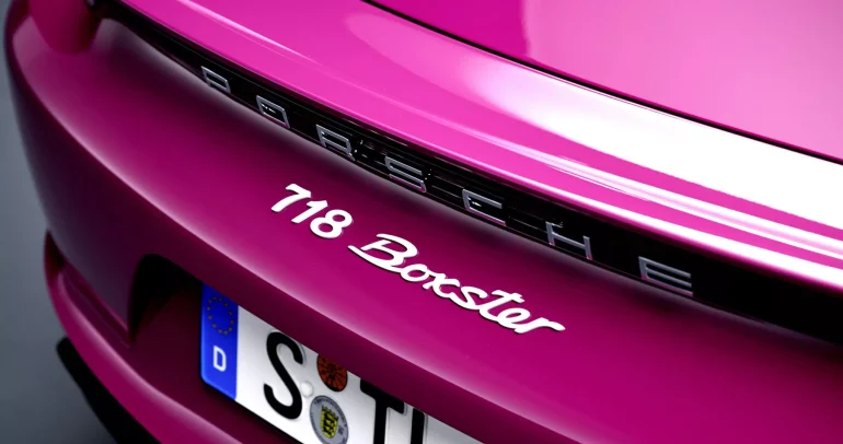 بورشه توقف إنتاج بوكستر وكايمان بمحركات الوقود… المستقبل كهربائي بالكامل