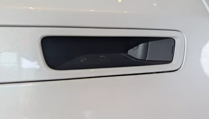 PXL_20260209_223445234.RAW-01.COVER_-2048x1152