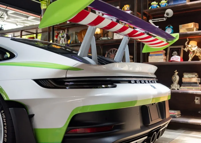 Porsche-911-Toy-Story-5-23-scaled