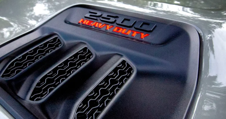 جنرال موتورز وفورد تطالبان إدارة ترامب بمنع Stellantis من الحصول على “امتياز خاص” في التعرفة الجمركية