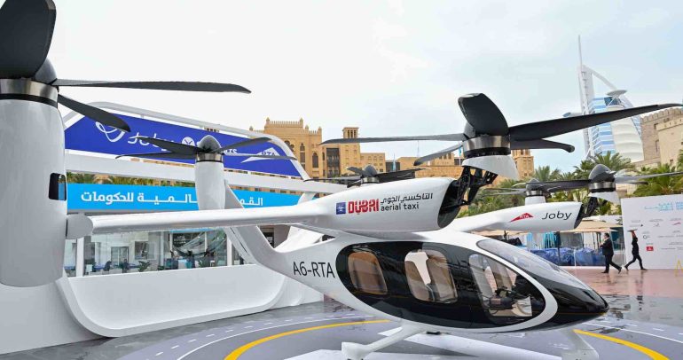 دبي تقترب من إطلاق خدمة التاكسي الجوي