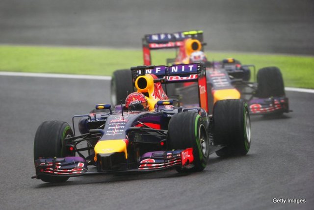 Sebastian-Vettel-F1-Grand-Prix-Japan-zXNJCsArE4Ux.jpg