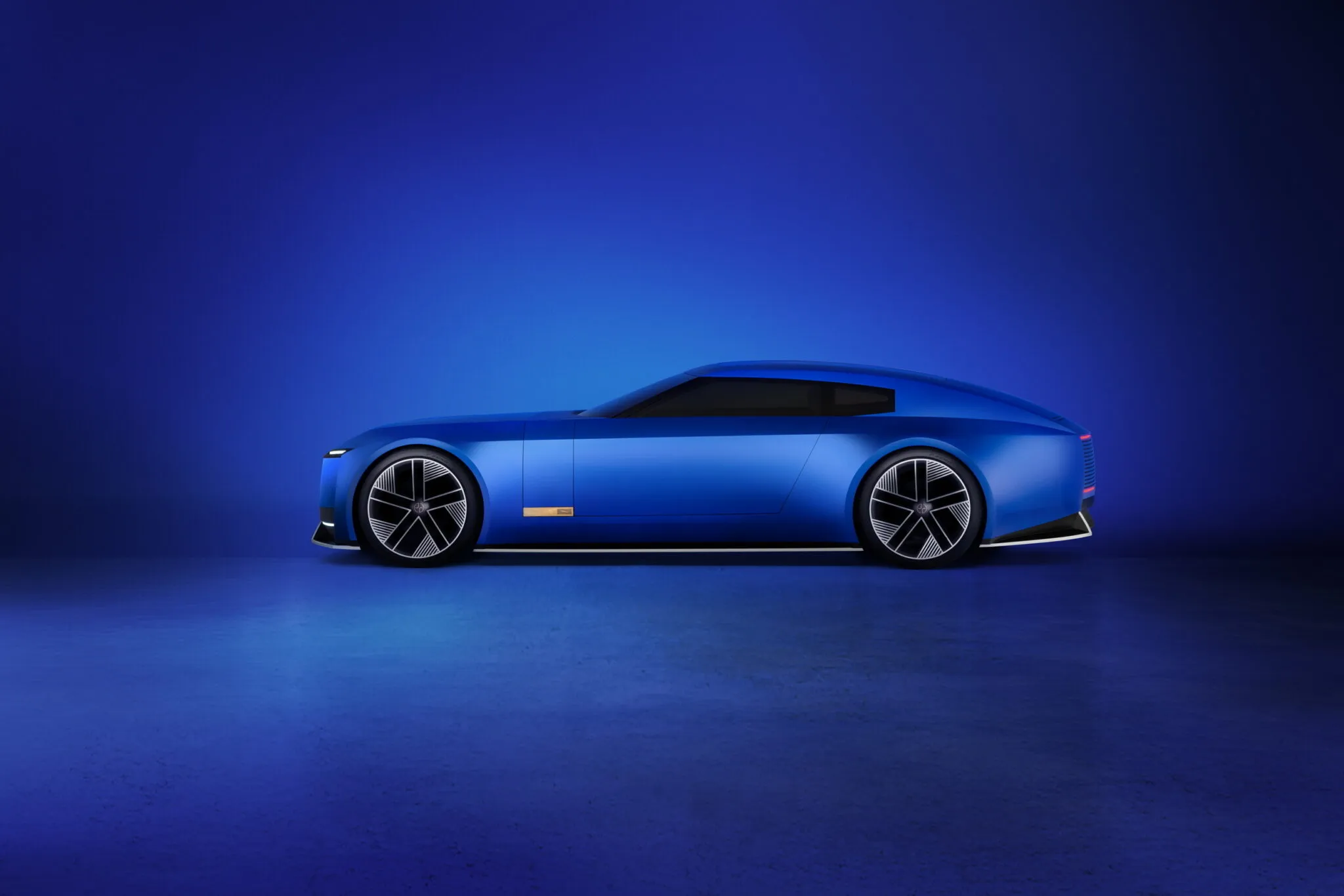 TYPE_00_FRENCHULTRAMARINE_SIDEPROFILE_260325-2048x1366