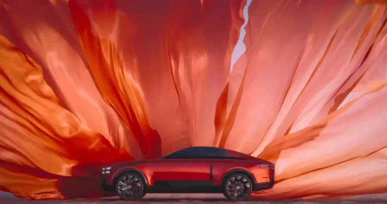 تويوتا تكشف عن مفهوم Century الجديد الذي يجمع بين الكوبيه والـSUV والميني فان في تصميم واحد جريء