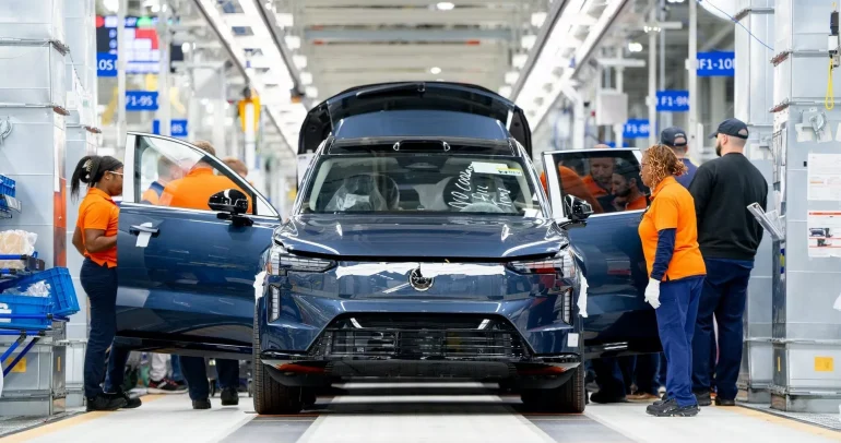 فولفو تواصل زيادة مبيعاتها… لكنها تستغني عن الآلاف من موظفيها!