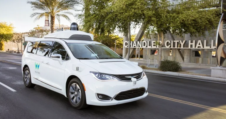 دالاس تتحول إلى ساحة جديدة لمنافسة الروبوتاكسي بين وايمو وتسلا