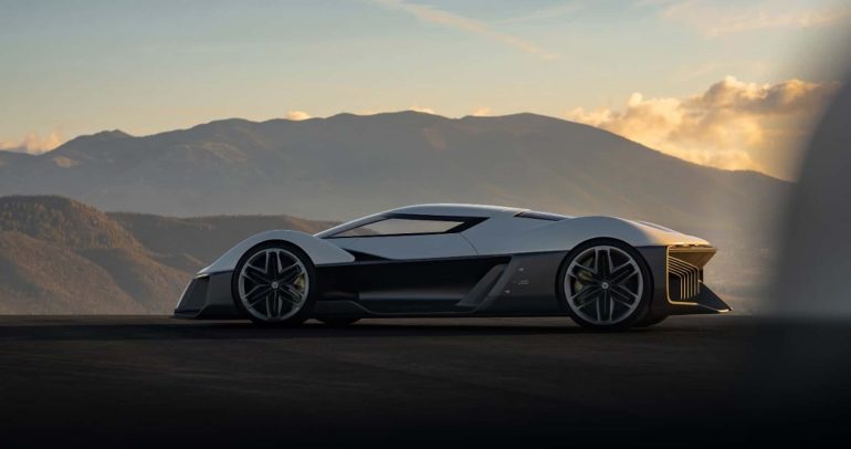 تكشف شيفروليه عن مفهوم جديد لكورفيت بدون محرك V-8: سيارة الغد الكهربائية بالكامل