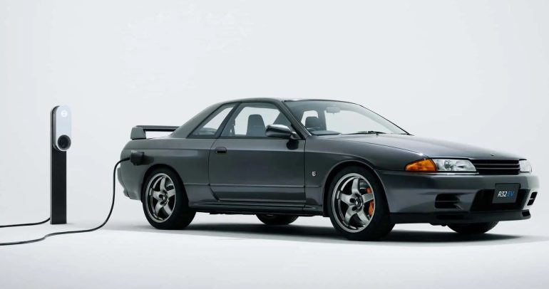 نيسان تصنع سيارة كهربائية من طراز GT-R R32