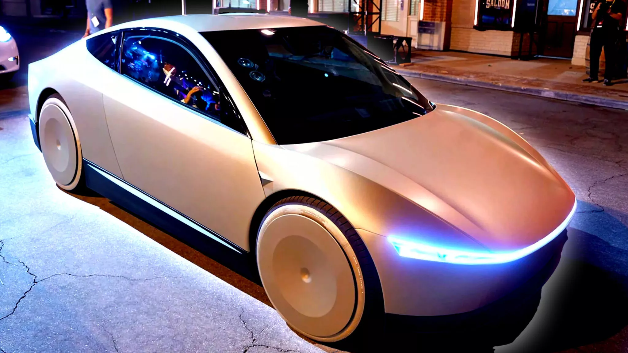 تسلا تواجه رفضاً لتسجيل اسمي Robotaxi وCybercab