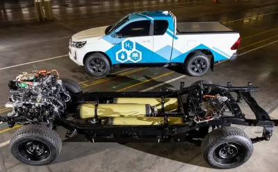 النموذج الأولي لخلايا الوقود الهيدروجيني من تويوتا هايلكس بمدى يقدر بـ 365 ميلاً